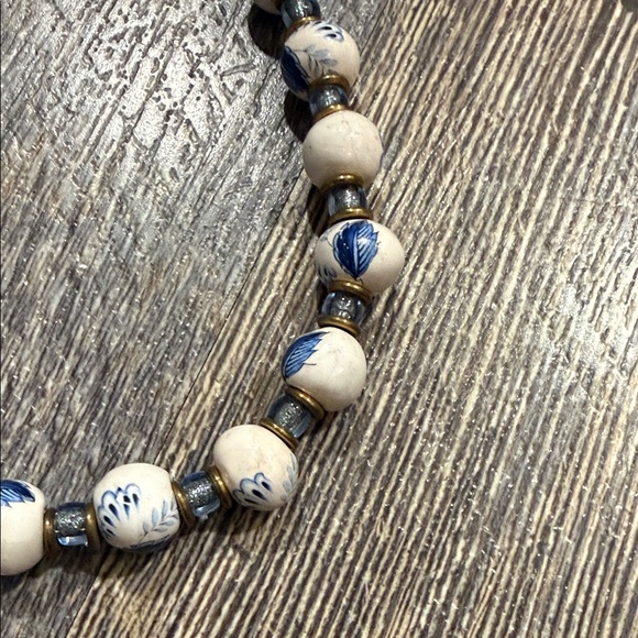 Vintage hand painted porcelain Chinese Elegant Blue and White Beaded Necklace - Picture 3 of 7